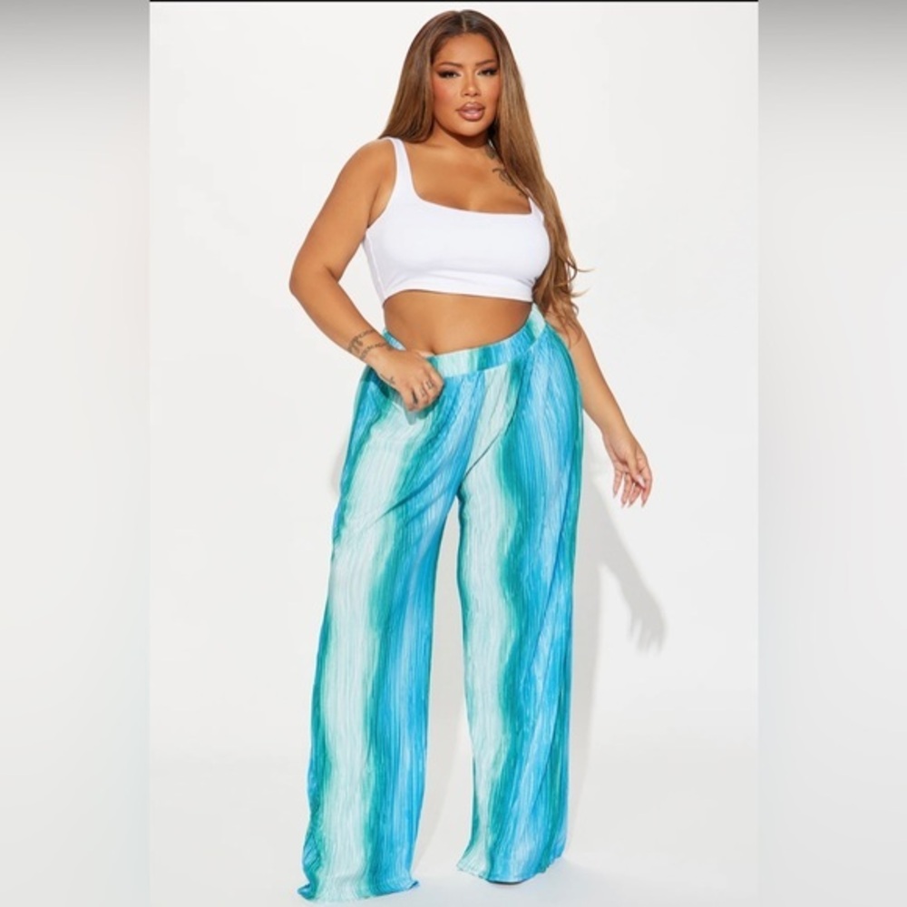 Fashion Nova Maldives Plisse Pant Size 1x